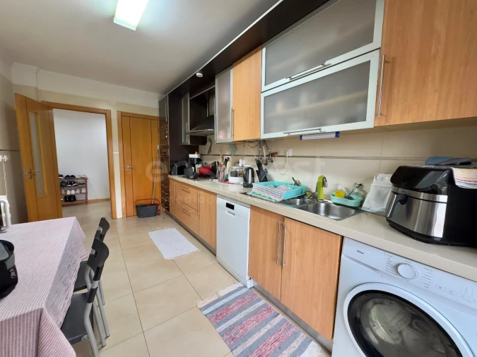 Apartamento T2 para Venda em Fernao Ferro Foto 4