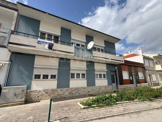 Apartamento T3 para Venda em Gaio-Rosário e Sarilhos Pequenos