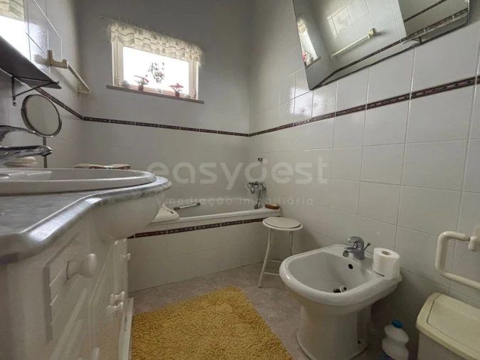 Apartamento T3 para Venda em Gaio-Rosário e Sarilhos Pequenos Foto 24