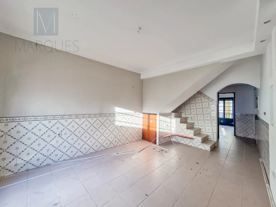 Prédio para Venda em Arruda dos Vinhos Foto 6