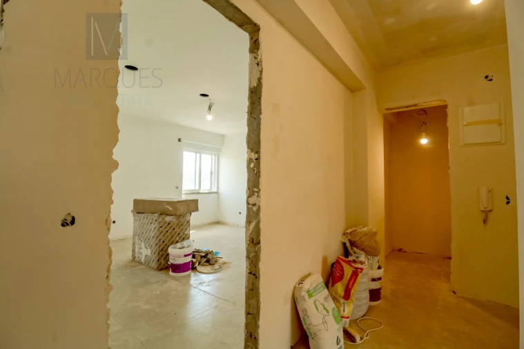 Apartamento T2 para Venda em Carregado e Cadafais Foto 5