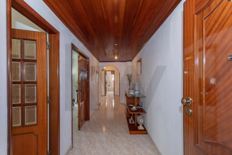 Apartamento T2 para Venda em Queluz e Belas Foto 10