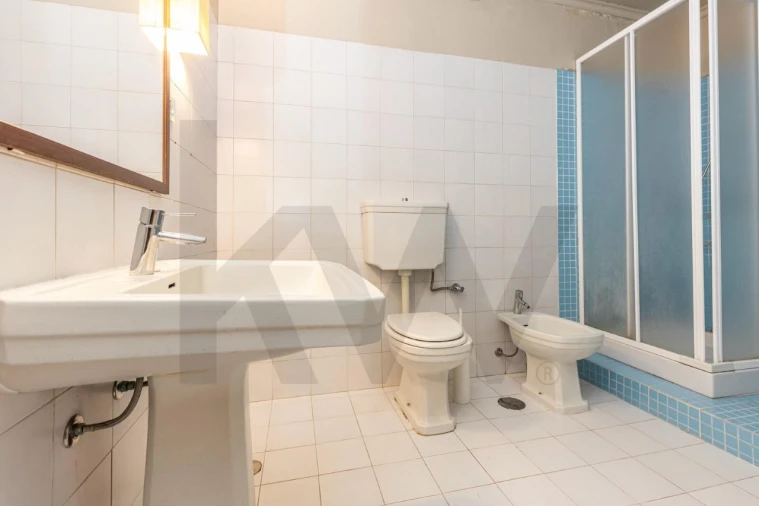 Moradia T4 para Venda em Santa Maria e São Miguel, São Martinho, São Pedro Penaferrim Foto 51