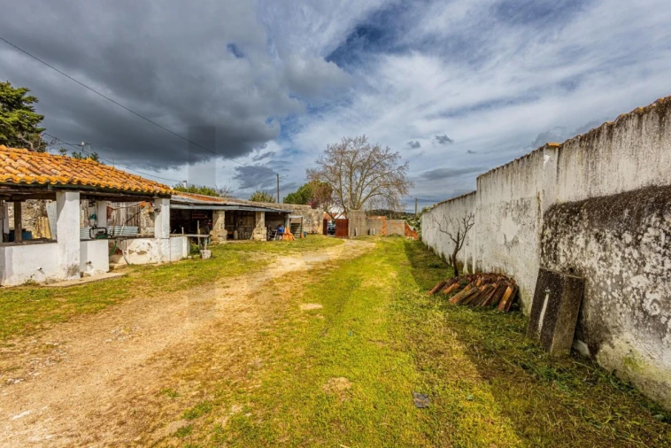 Moradia T5 para Venda em São Vicente do Paul e Vale de Figueira Foto 36
