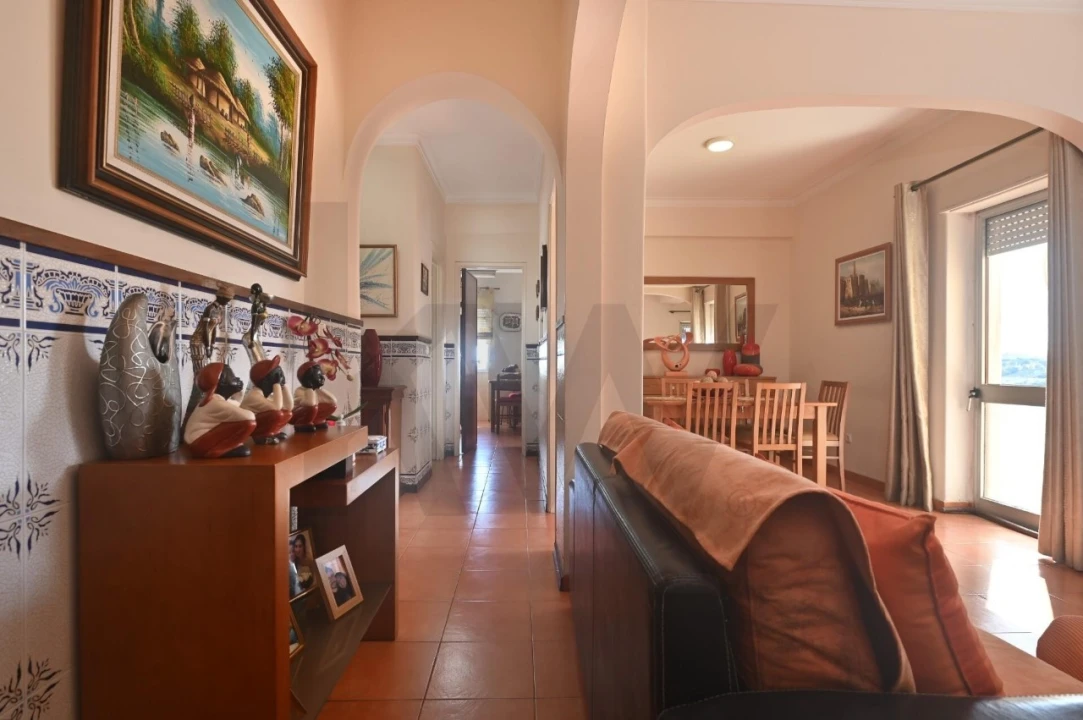 Apartamento T3 para Venda em Massamá e Monte Abraão Foto 4