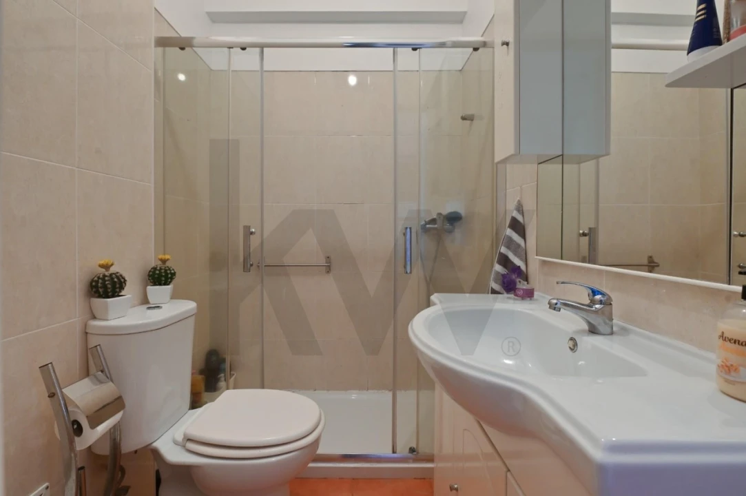 Apartamento T3 para Venda em Massamá e Monte Abraão Foto 14