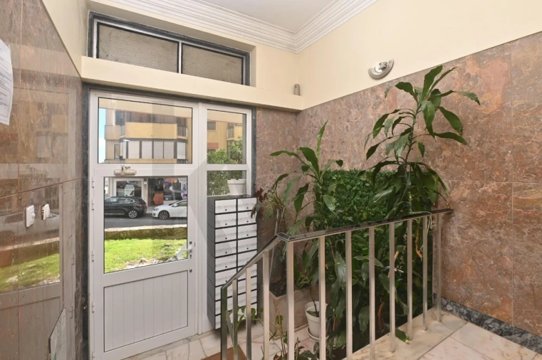 Apartamento T3 para Venda em Massamá e Monte Abraão Foto 20