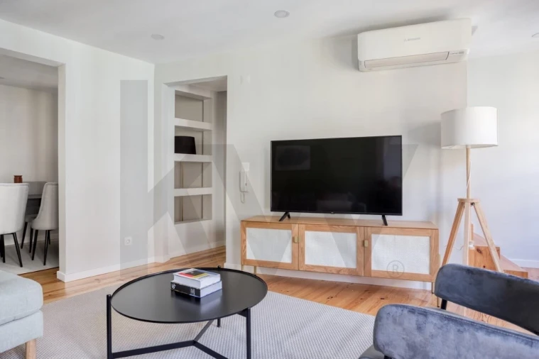 Apartamento T3 para Venda em Campo de Ourique Foto 3