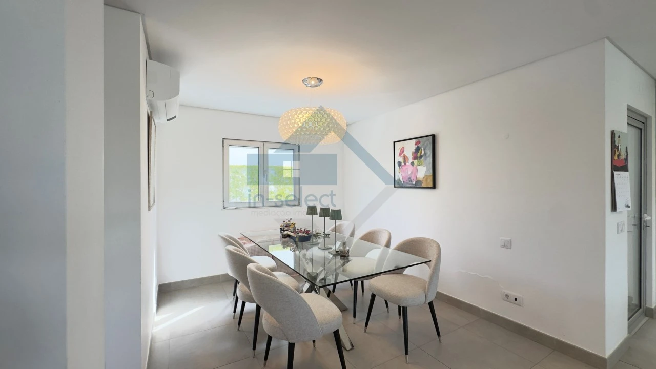 Moradia T3 para Venda em Ferragudo Foto 8