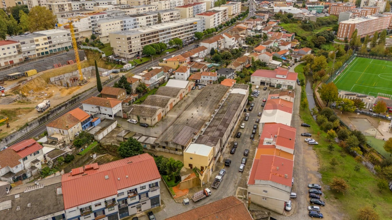 Armazém para Venda em Braga (São José de São Lázaro e São João do Souto) Foto 4