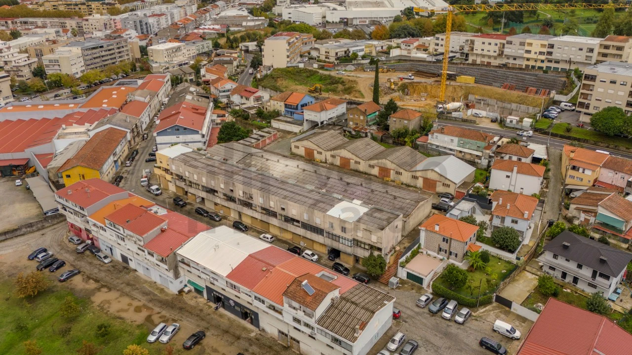 Armazém para Venda em Braga (São José de São Lázaro e São João do Souto) Foto 7