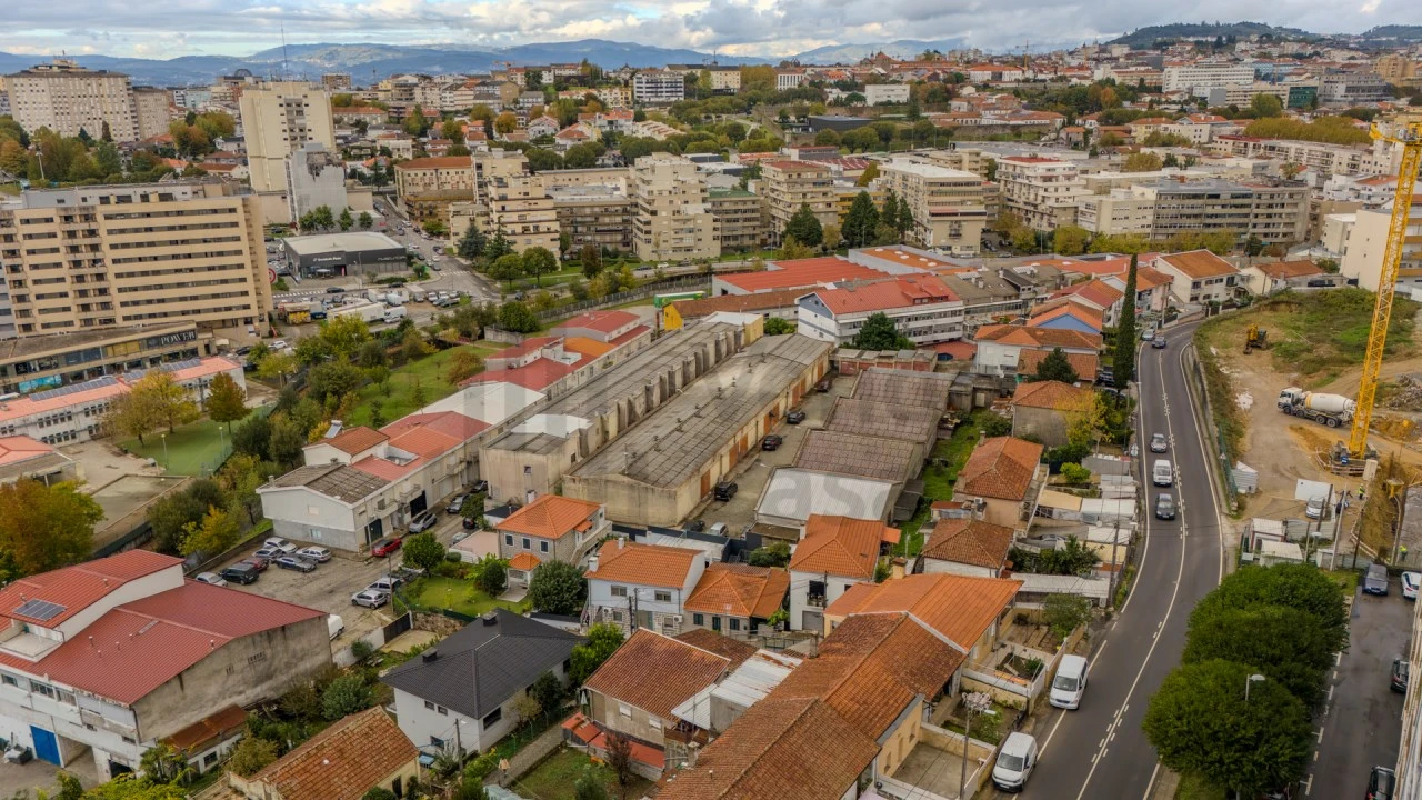 Armazém para Venda em Braga (São José de São Lázaro e São João do Souto) Foto 14