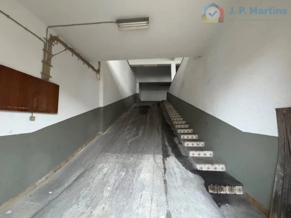 Negócio para Venda em Amora Foto 1