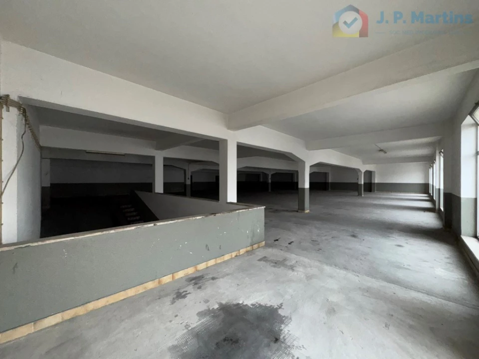 Negócio para Venda em Amora Foto 9