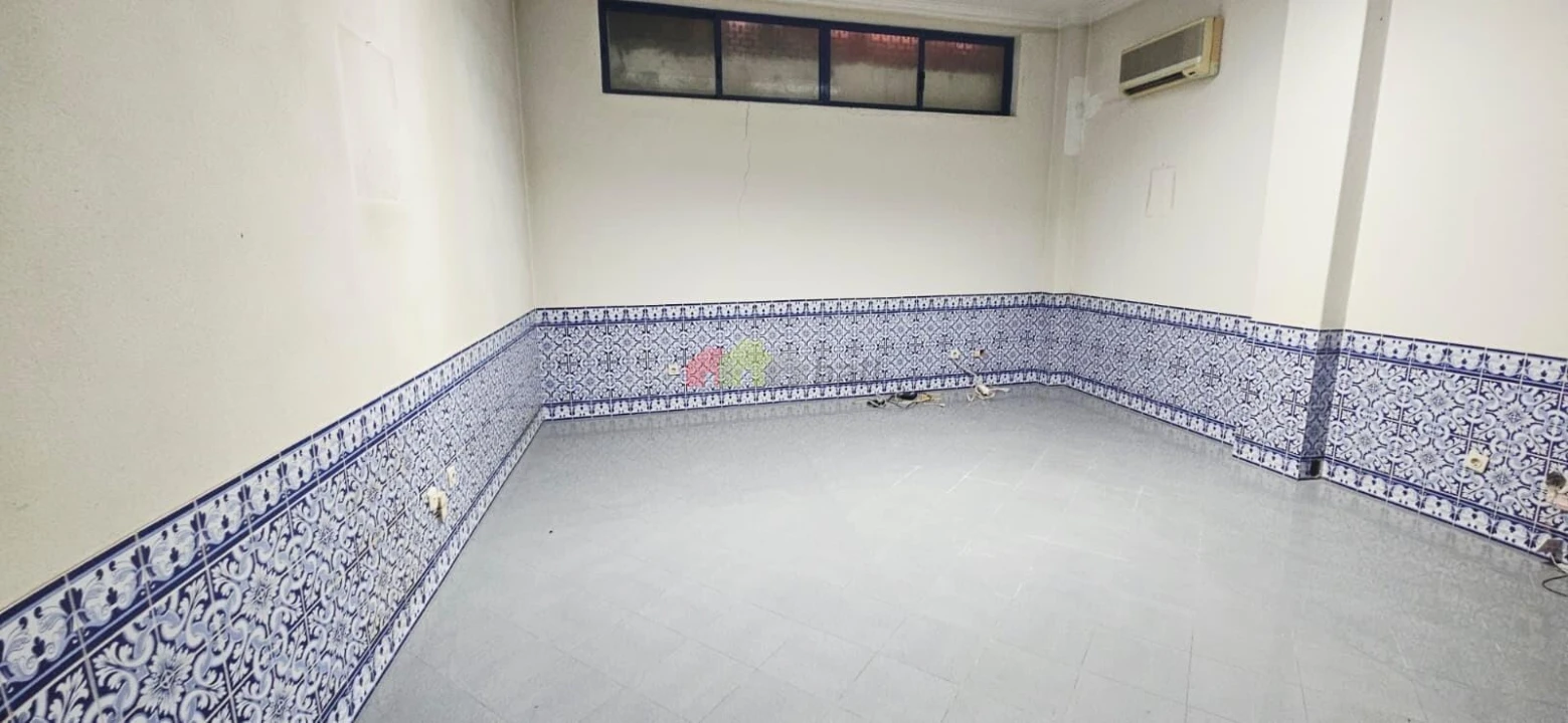 Loja para Arrendamento em Barreiro e Lavradio Foto 2