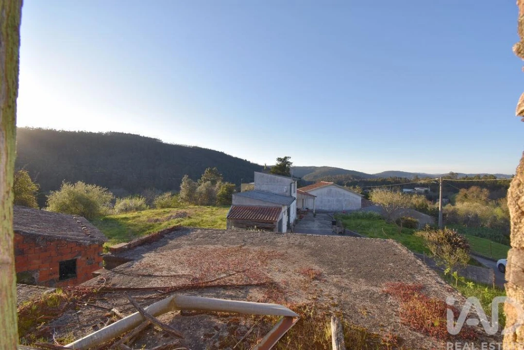 Moradia T3 para Venda em Vila Nova Foto 14