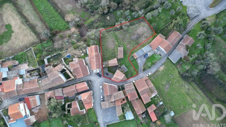 Moradia T3 para Venda em Vila Nova Foto 25