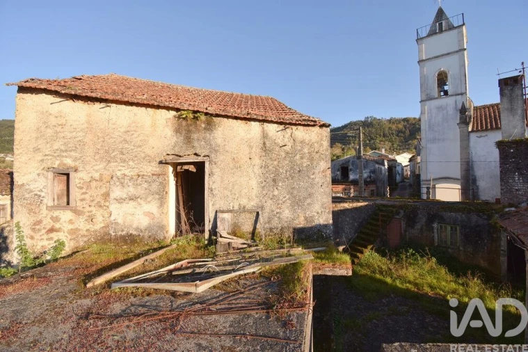 Moradia T3 para Venda em Vila Nova Foto 16