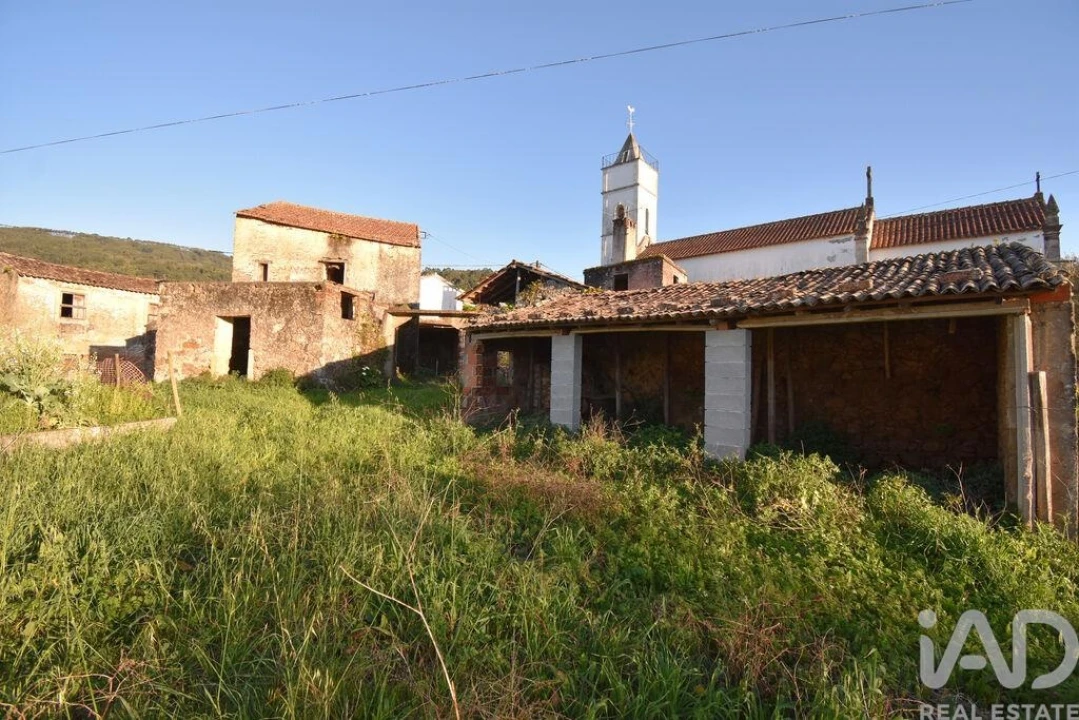 Moradia T3 para Venda em Vila Nova Foto 17