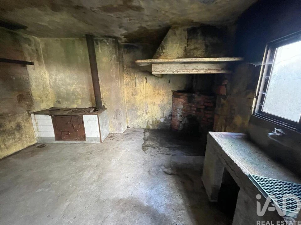 Moradia T4 para Venda em Destriz e Reigoso Foto 10