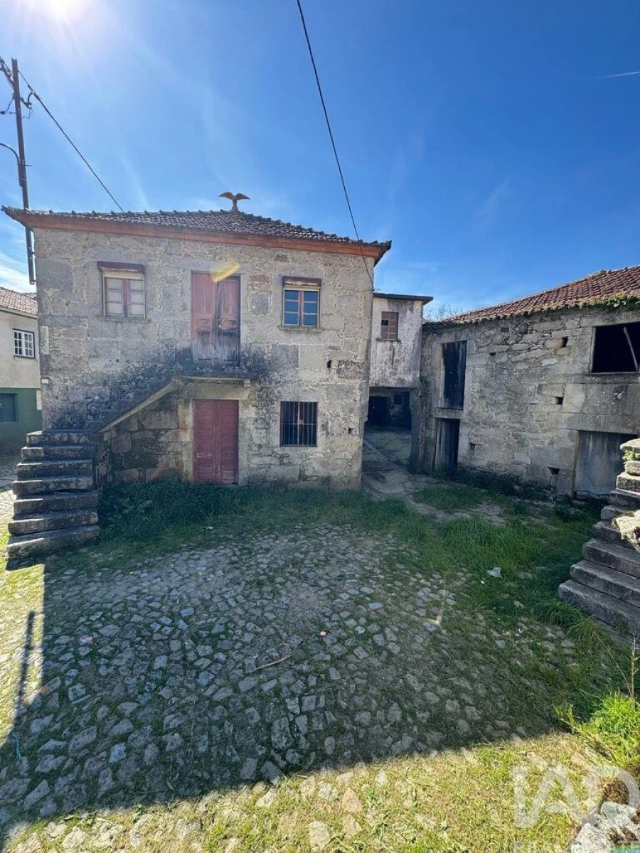 Moradia T4 para Venda em Destriz e Reigoso Foto 2