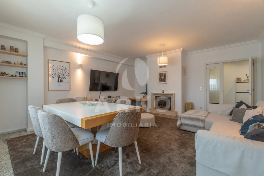 Apartamento T2 para Venda em Ermesinde Foto 1