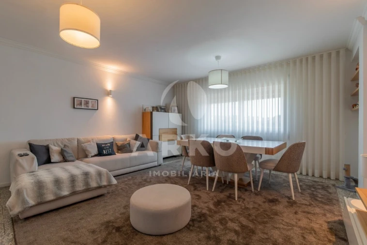 Apartamento T2 para Venda em Ermesinde Foto 2