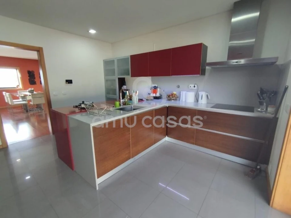 Moradia T4 para Venda em Branca Foto 16