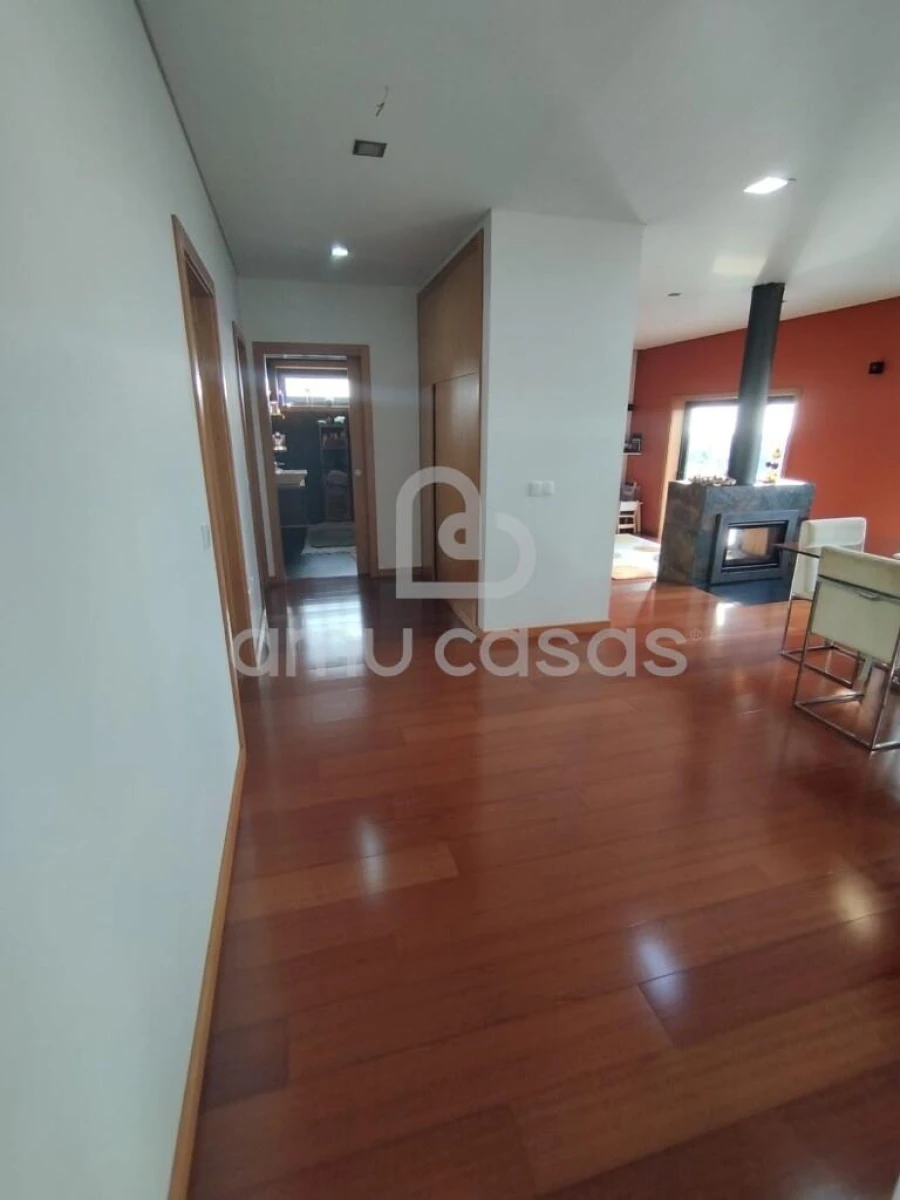 Moradia T4 para Venda em Branca Foto 41