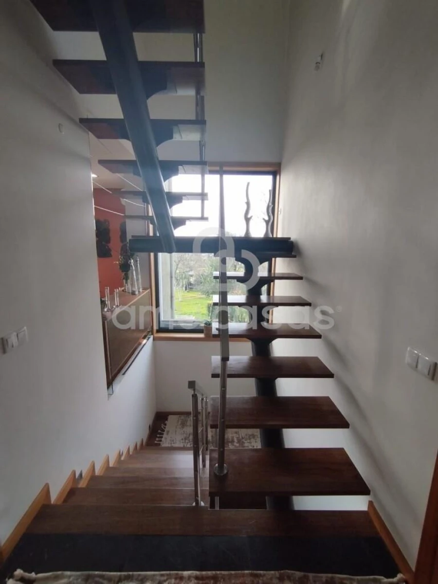 Moradia T4 para Venda em Branca Foto 25