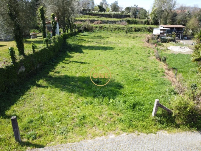 Terreno para Venda em Souto Foto 3