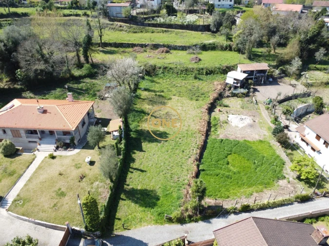 Terreno para Venda em Souto Foto 2