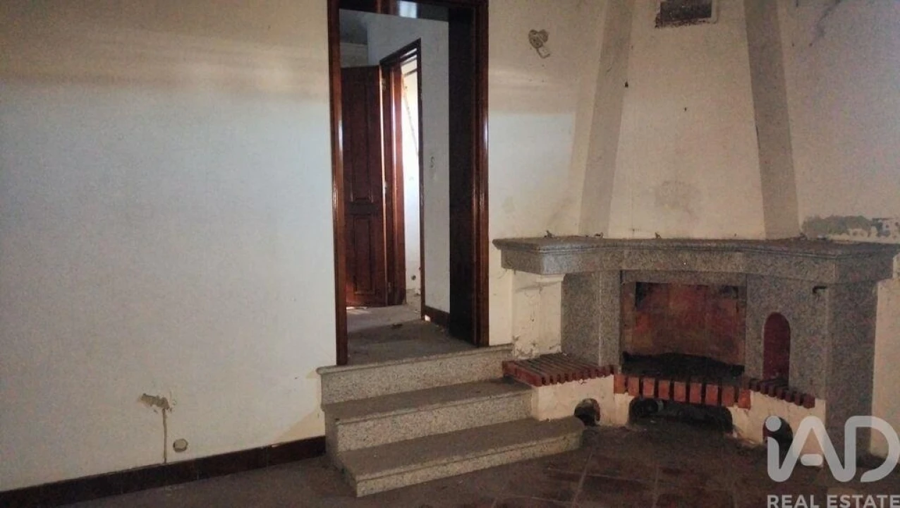 Moradia T3 para Venda em Lordelo Foto 17