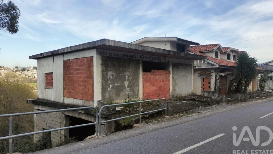 Moradia T3 para Venda em Lordelo Foto 4