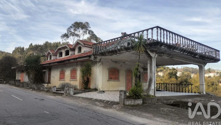 Moradia T3 para Venda em Lordelo Foto 23