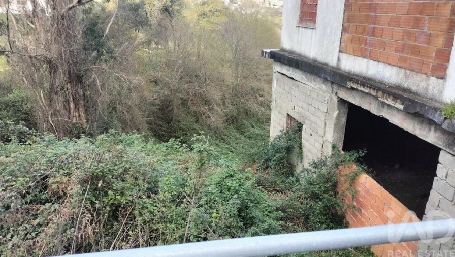 Moradia T3 para Venda em Lordelo Foto 6