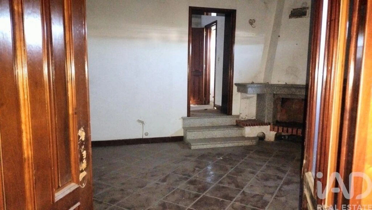 Moradia T3 para Venda em Lordelo Foto 18