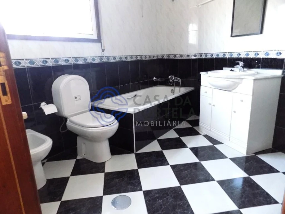 Apartamento T3 para Venda em Mozelos Foto 24