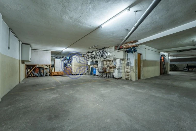 Apartamento T2 para Venda em Canelas Foto 18