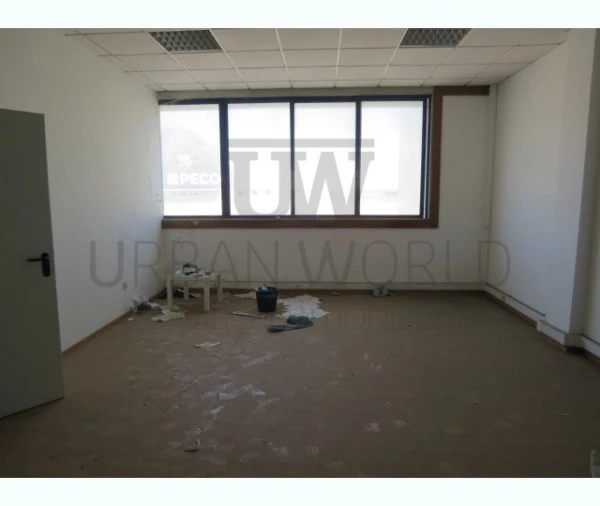 Armazém para Venda em Alverca do Ribatejo e Sobralinho Foto 5