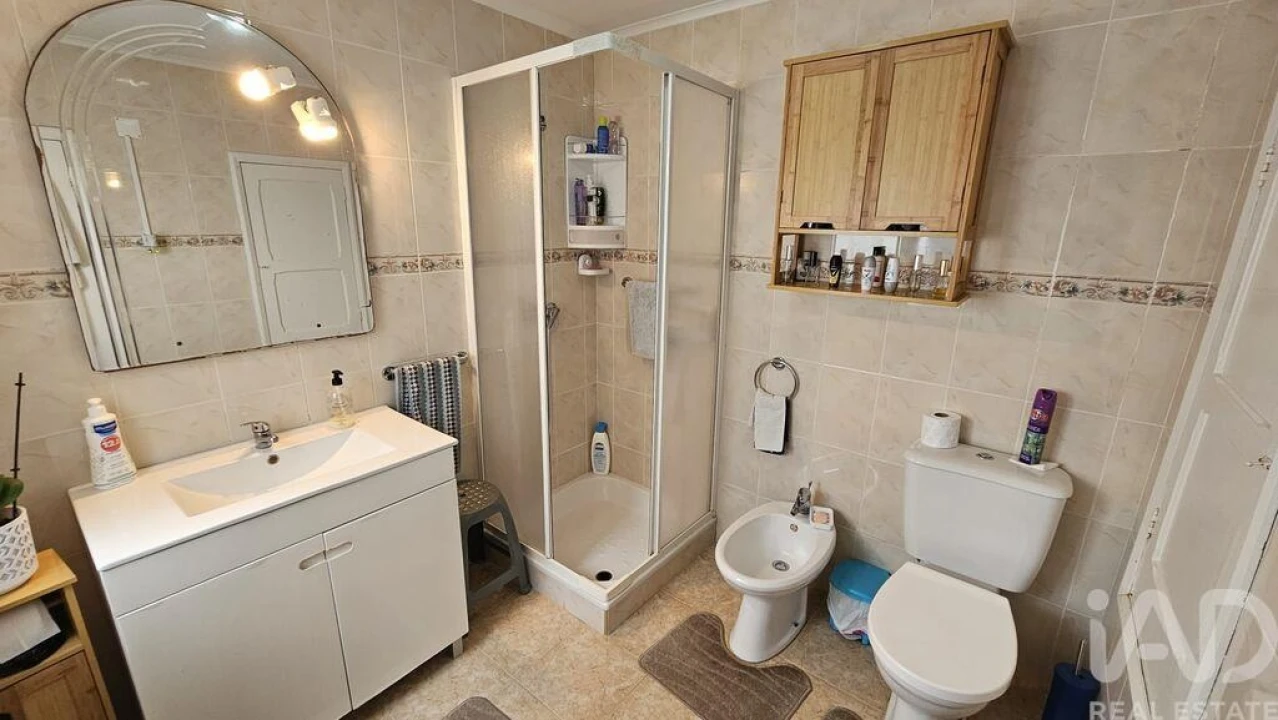 Moradia T2 para Venda em Achadinha Foto 14