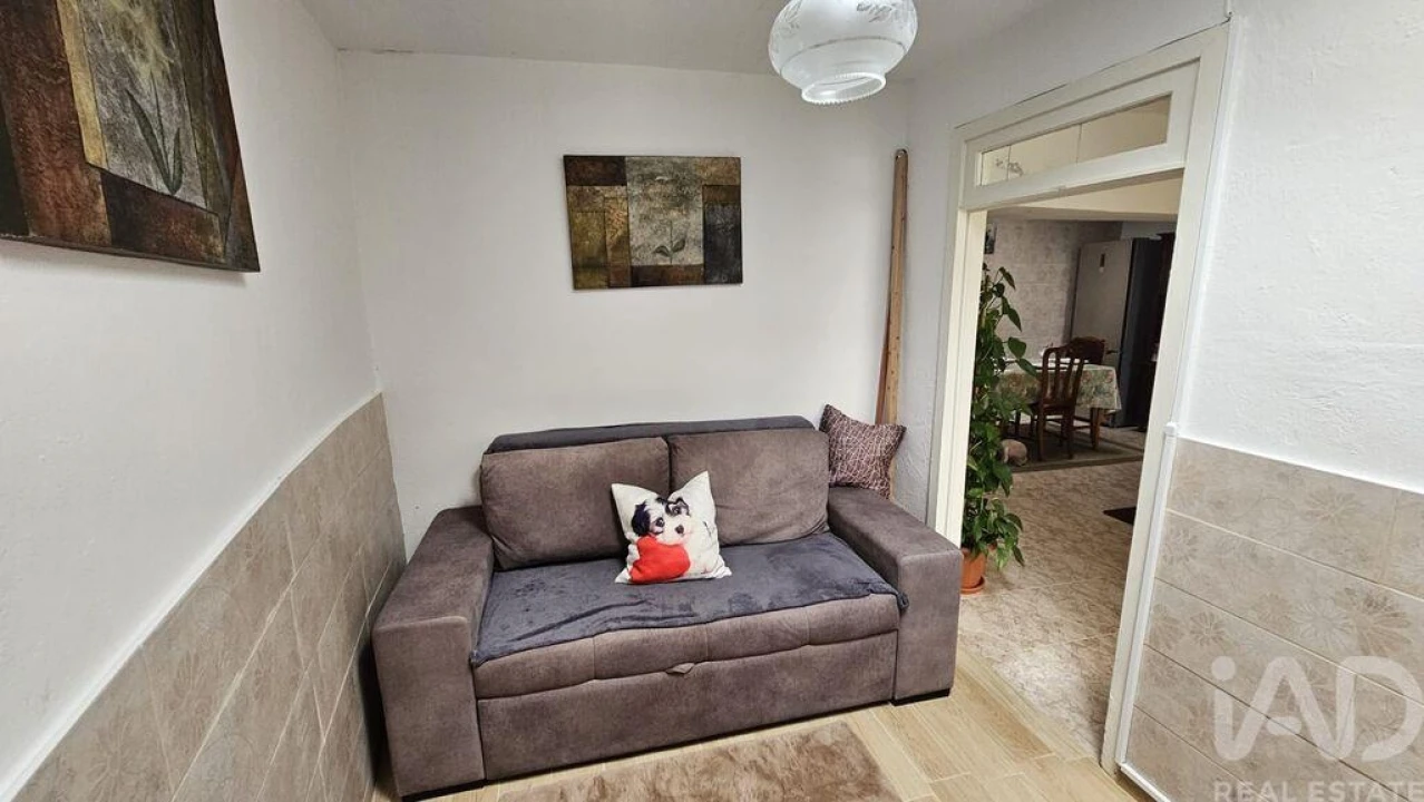 Moradia T2 para Venda em Achadinha Foto 7