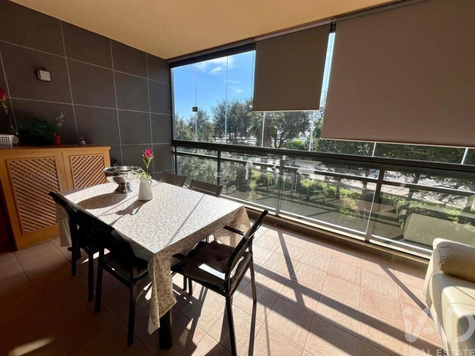 Apartamento T2 para Arrendamento em Olhão Foto 6