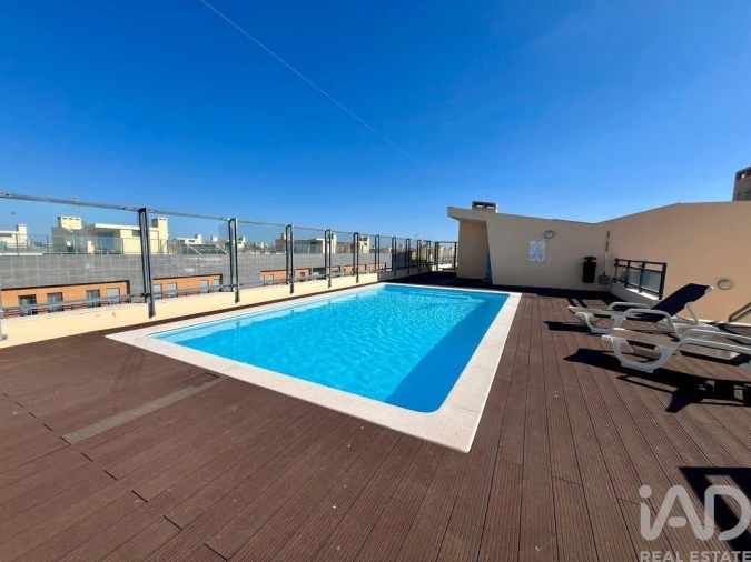 Apartamento T2 para Arrendamento em Olhão Foto 18