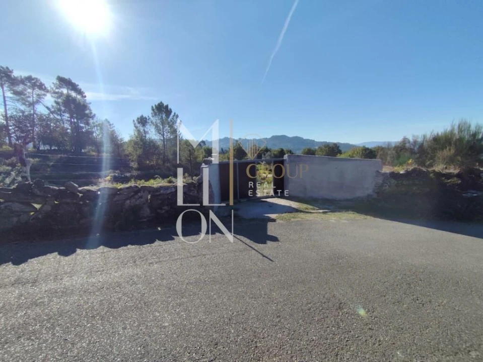 Terreno para Venda em Couto Foto 13