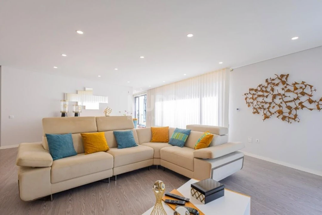 Moradia T4 para Venda em São Roque Foto 27