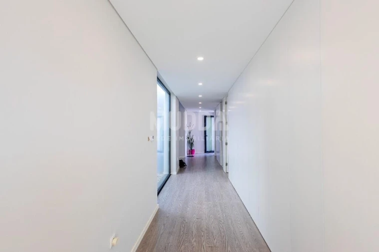 Moradia T4 para Venda em São Roque Foto 27