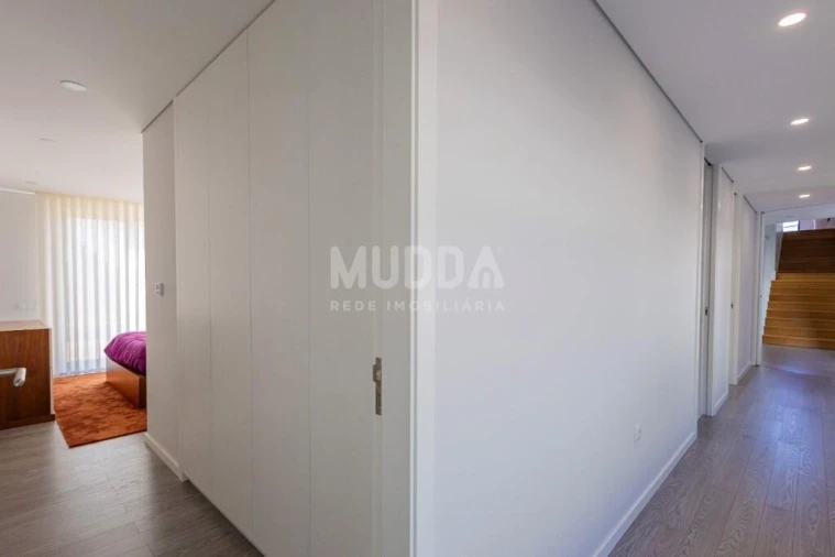 Moradia T4 para Venda em São Roque Foto 18