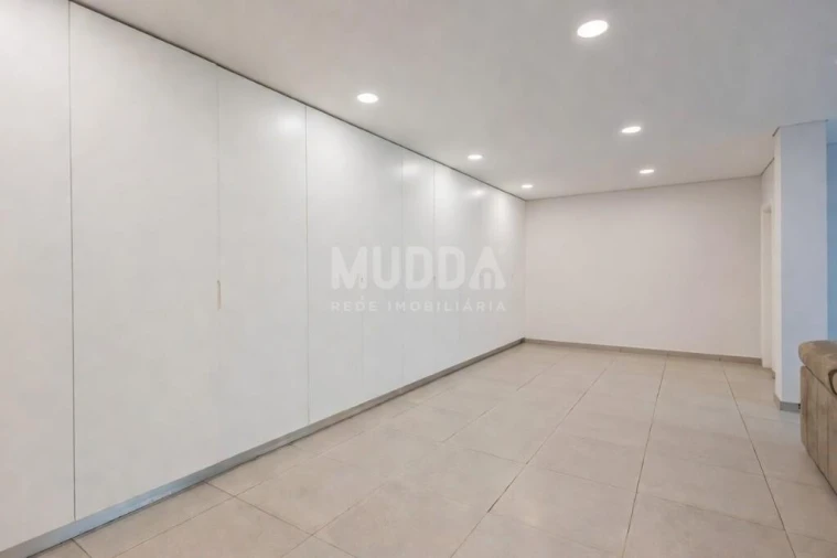 Moradia T4 para Venda em São Roque Foto 36