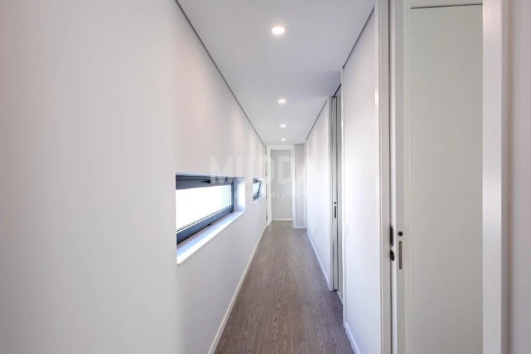 Moradia T4 para Venda em São Roque Foto 11